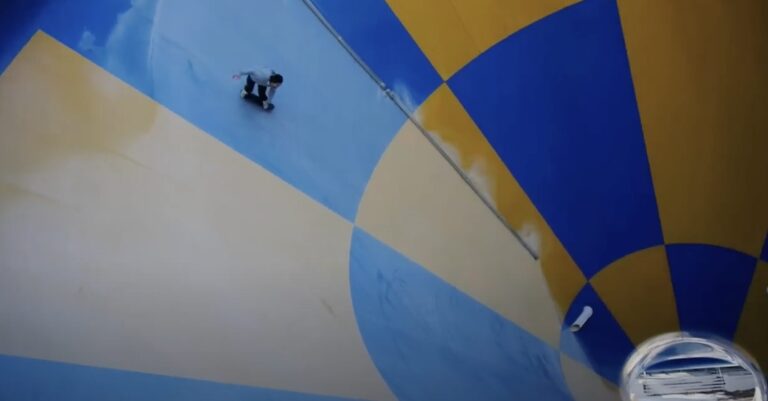 Thrashlanta: Waterslide Skateboarding 2013